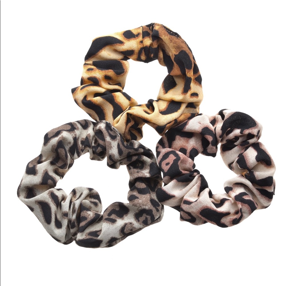 nOir Jewelry Ombré Leopard Scrunchies